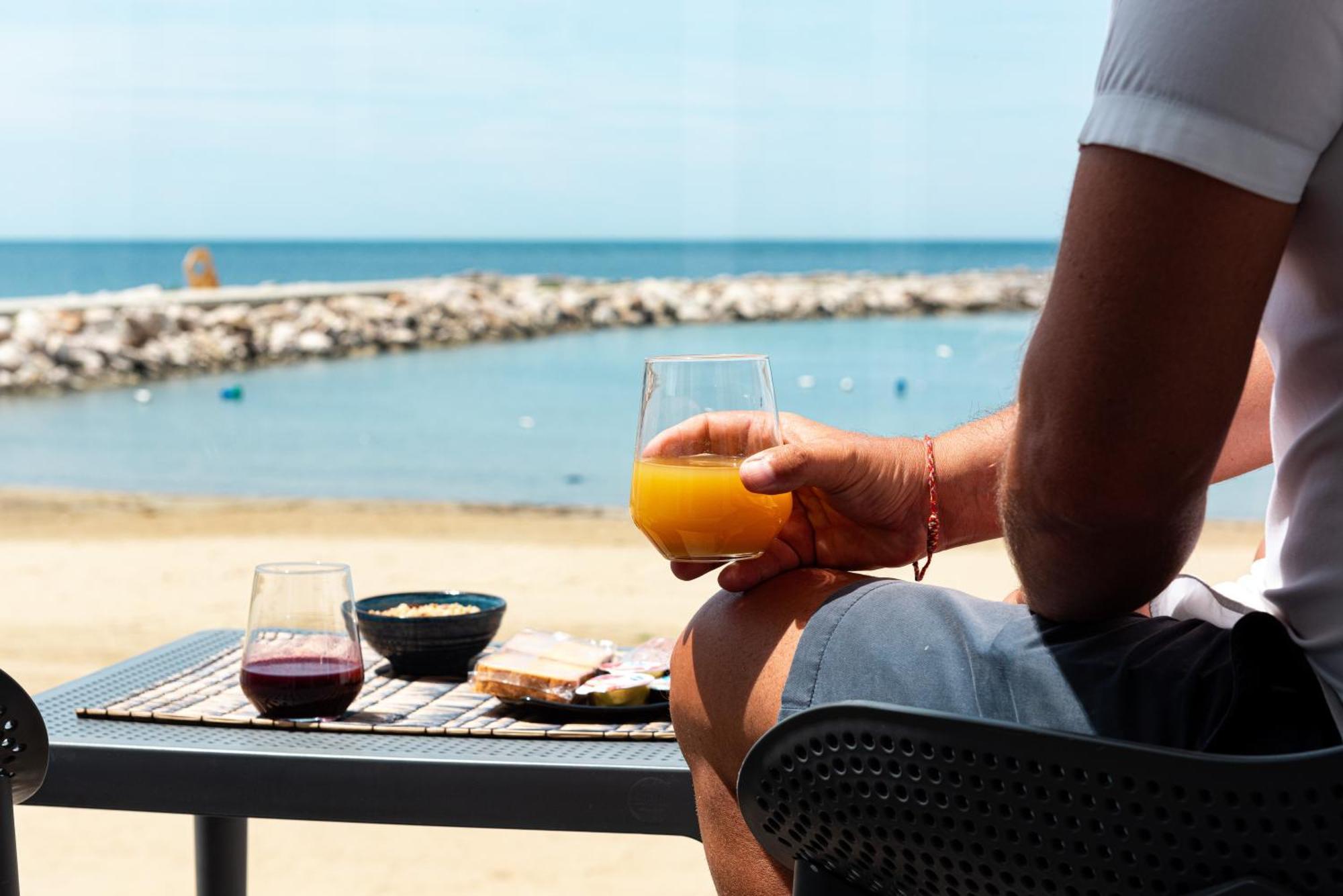 Marina Bay Beach Suites Peschici Exterior photo